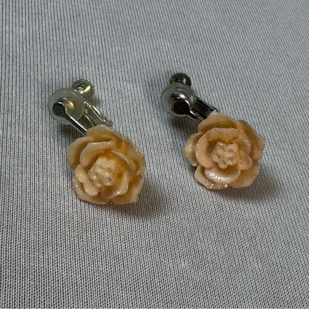 Peach Rose Clip-On‎ Flower Earrings